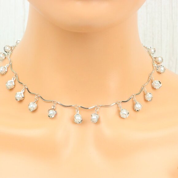 "Minimalist & Elegant Necklace Chain – Perfect for Women & Girls | UNVRC1024 - Picture 6 of 10